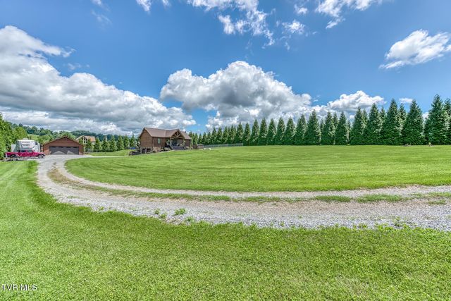 577 Way Cross Road, Church Hill, TN 37642