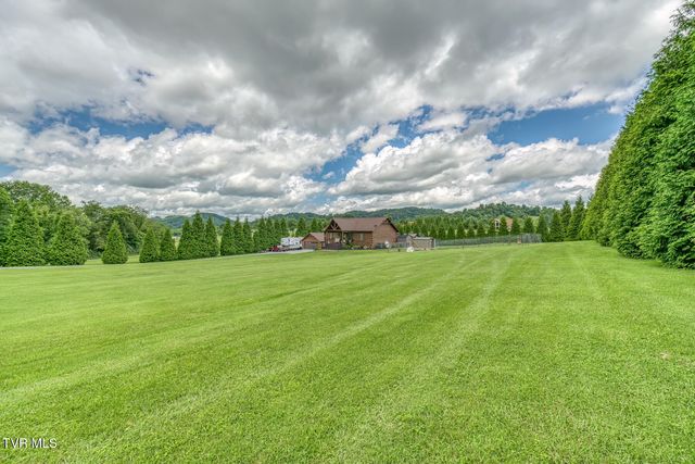 577 Way Cross Road, Church Hill, TN 37642