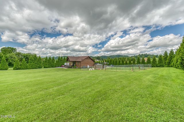 577 Way Cross Road, Church Hill, TN 37642