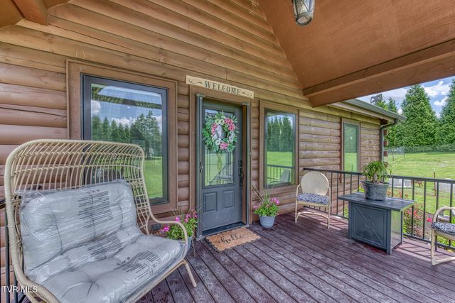 577 Way Cross Road, Church Hill, TN 37642