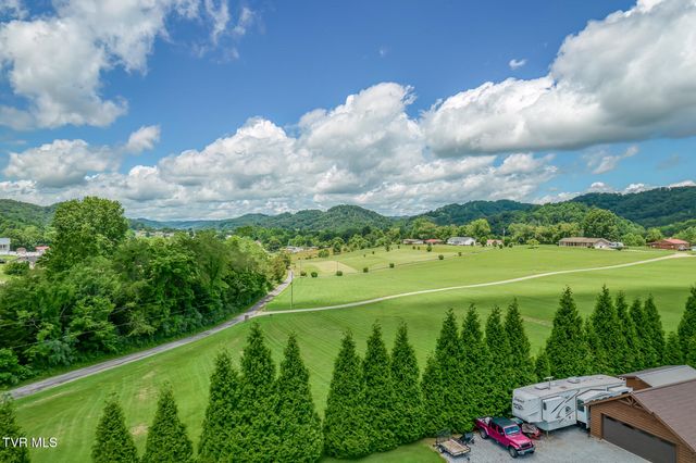 577 Way Cross Road, Church Hill, TN 37642