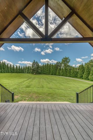 577 Way Cross Road, Church Hill, TN 37642