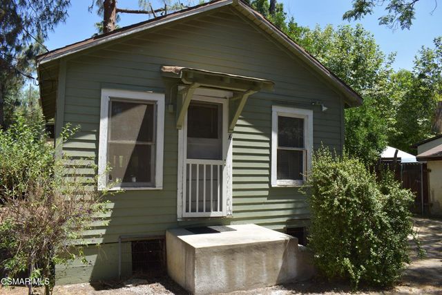 7435 Jordan Avenue, Canoga Park, CA 91303