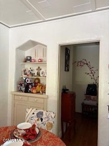 7435 Jordan Avenue, Canoga Park, CA 91303