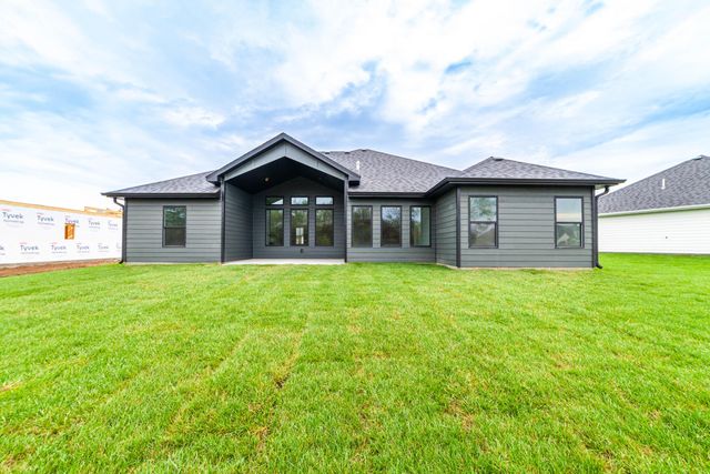 4508 ROYAL COUNTY RD, Columbia, MO 65201