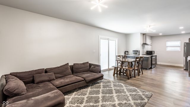 1342 N Oakland Avenue, Indianapolis, IN 46201