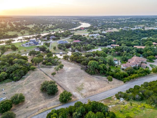 103 S River Oak Court, Weatherford, TX 76087