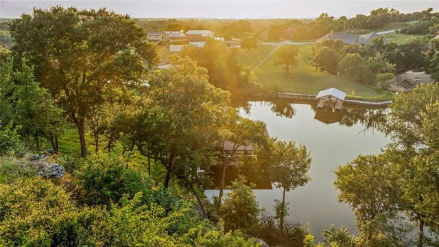 103 S River Oak Court, Weatherford, TX 76087