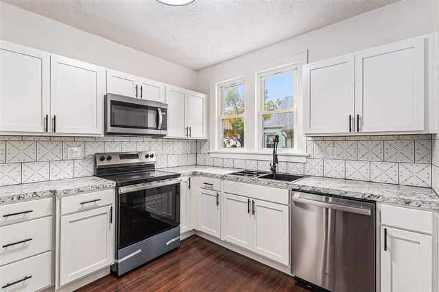 49 N La Vista Boulevard, Battle Creek, MI 49015