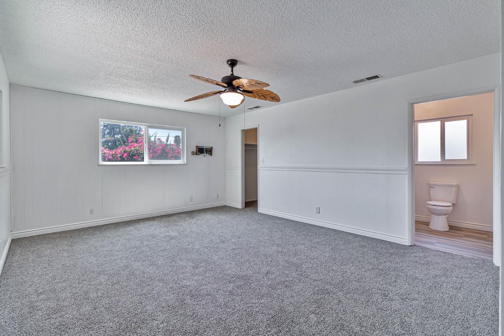 Image 19 of property listing at 4774 E Hammond, Fresno, CA 93702