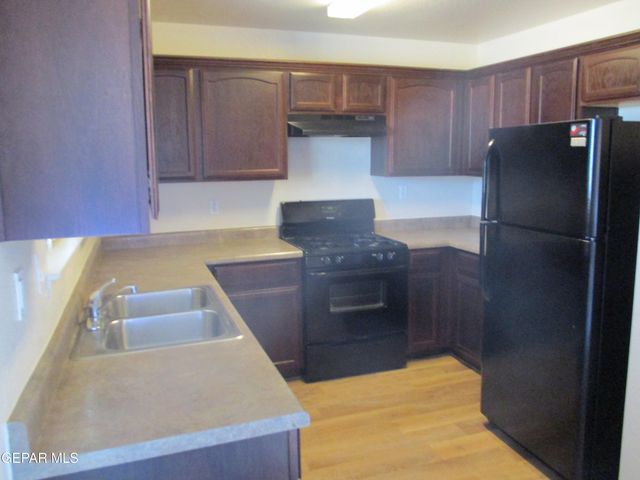 14313 Gil Reyes Drive C, El Paso, TX 79938