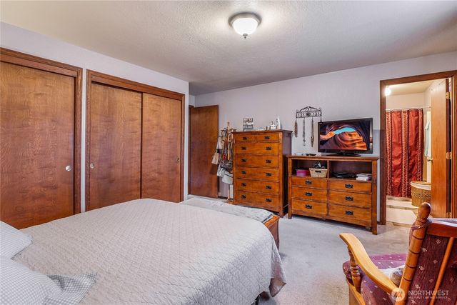 4321 W Lakeshore Drive, Moses Lake, WA 98837