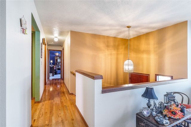 4321 W Lakeshore Drive, Moses Lake, WA 98837
