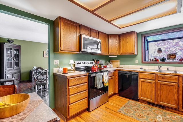 4321 W Lakeshore Drive, Moses Lake, WA 98837