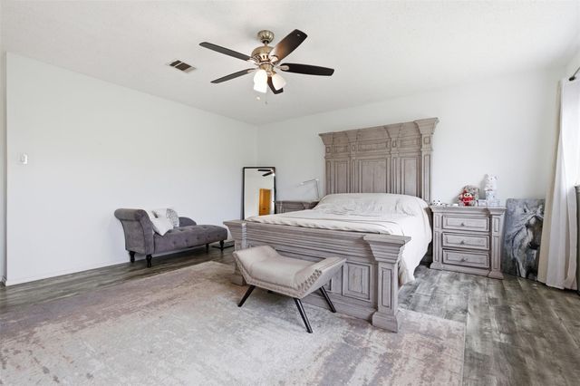 2900 Donnell DR, Round Rock, TX 78664