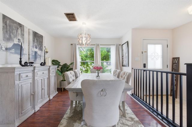 2900 Donnell DR, Round Rock, TX 78664