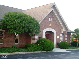 1700 W Smith Valley Road Suite A9, Greenwood, IN 46142