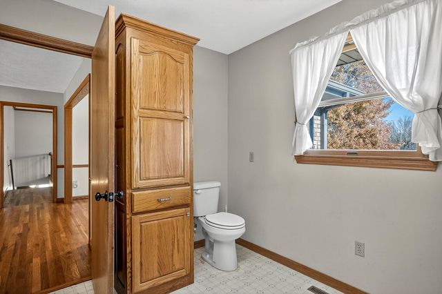 2105 N Farm Road 97, Springfield, MO 65802