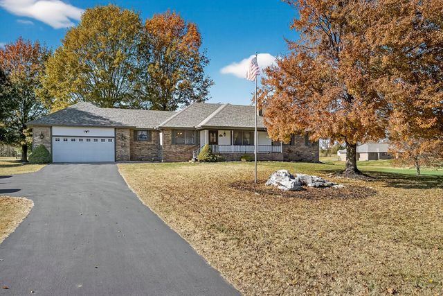 2105 N Farm Road 97, Springfield, MO 65802