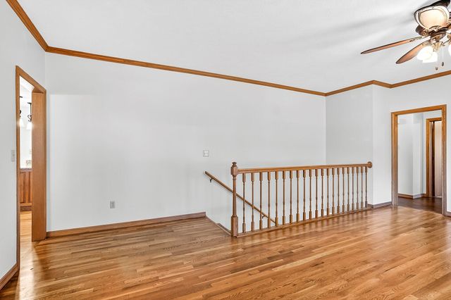 2105 N Farm Road 97, Springfield, MO 65802