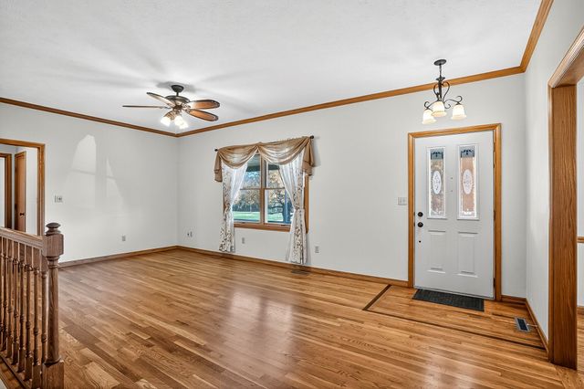 2105 N Farm Road 97, Springfield, MO 65802