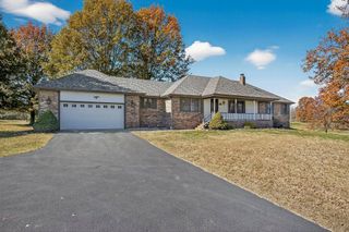 2105 N Farm Road 97, Springfield, MO 65802