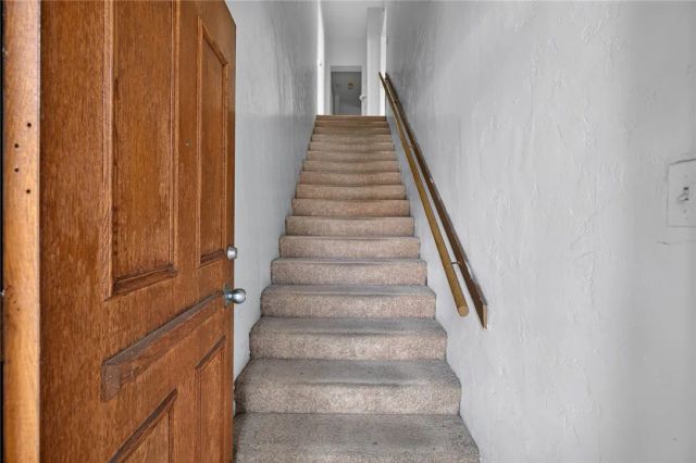 804 E Palmer Ave, Glendale, CA 91205