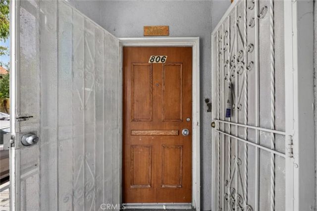 804 E Palmer Ave, Glendale, CA 91205