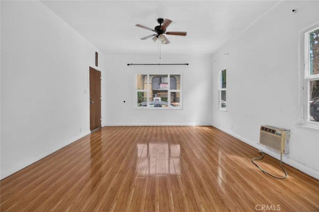 804 E Palmer Ave, Glendale, CA 91205