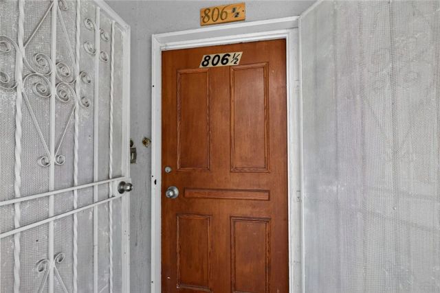 804 E Palmer Ave, Glendale, CA 91205