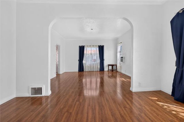 804 E Palmer Ave, Glendale, CA 91205