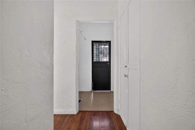 804 E Palmer Ave, Glendale, CA 91205