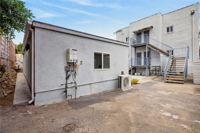 804 E Palmer Ave, Glendale, CA 91205