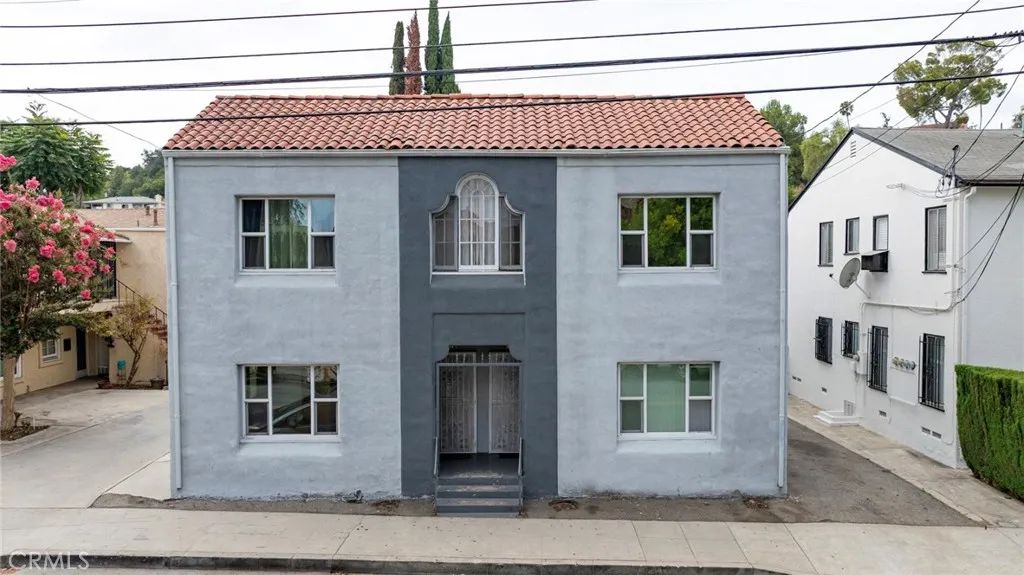 804 E Palmer Ave, Glendale, CA 91205