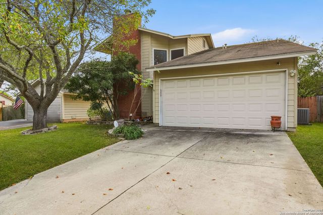 17007 Vista Bluff Dr, San Antonio, TX 78247