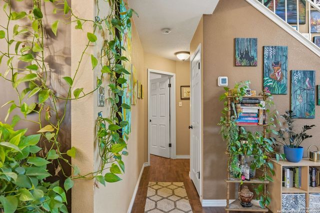 17007 Vista Bluff Dr, San Antonio, TX 78247