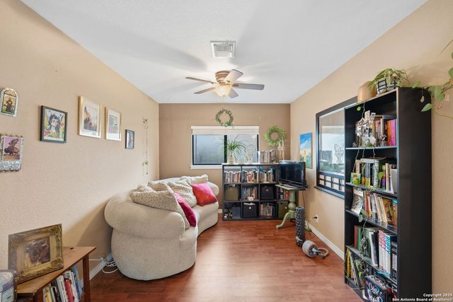 17007 Vista Bluff Dr, San Antonio, TX 78247