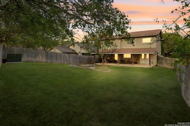 17007 Vista Bluff Dr, San Antonio, TX 78247