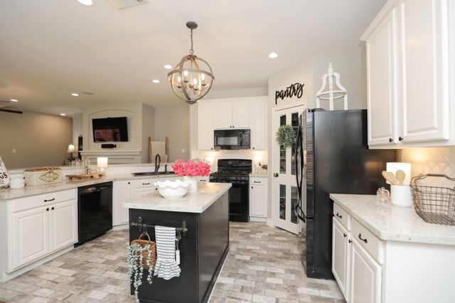 6835 Autumn Rain Lane, Spring, TX 77379