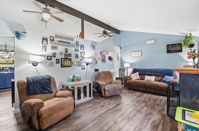 447 Deer Trail Drive, Thornville, OH 43076