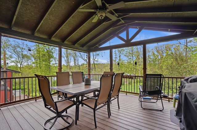 447 Deer Trail Drive, Thornville, OH 43076