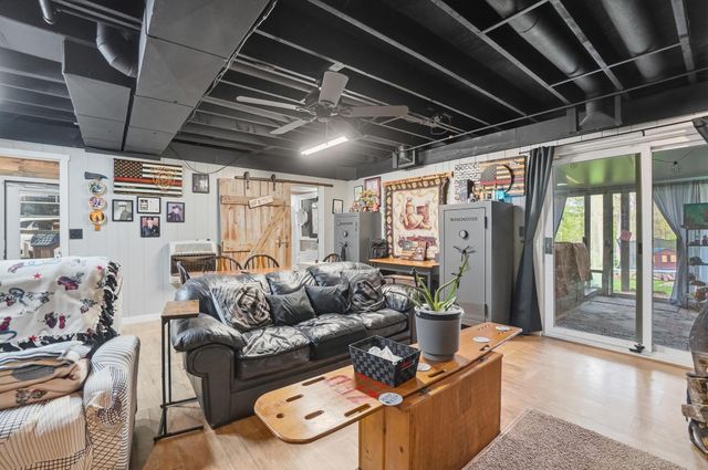 447 Deer Trail Drive, Thornville, OH 43076