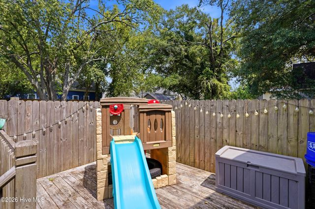 705 Wooster Street, Wilmington, NC 28401