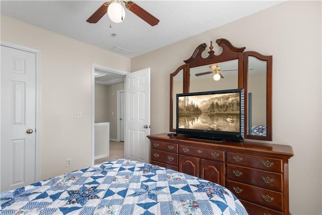 120 Regent Place, Woodstock, GA 30188
