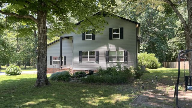 105 Jill Dr, Lawrenceburg, TN 38464
