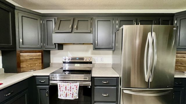 105 Jill Dr, Lawrenceburg, TN 38464