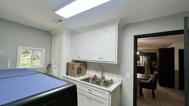 105 Jill Dr, Lawrenceburg, TN 38464