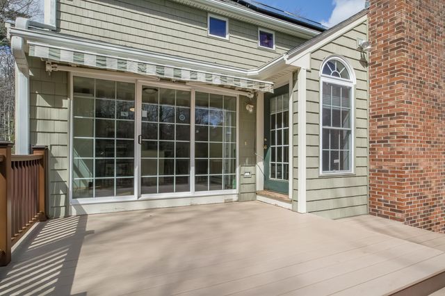 155 Chase Road, South Hampton, NH 03827