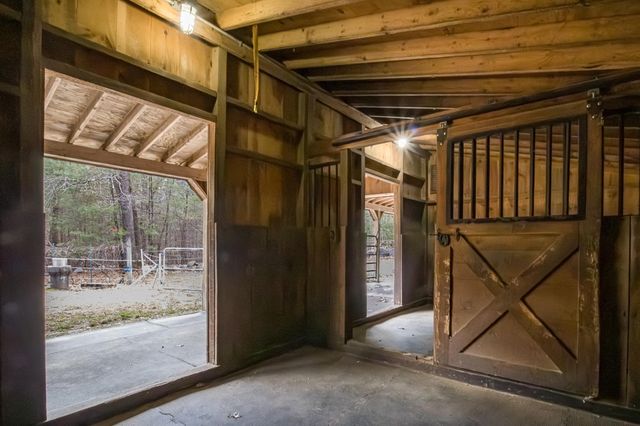 155 Chase Road, South Hampton, NH 03827
