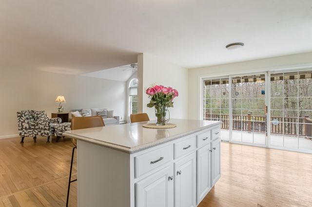 155 Chase Road, South Hampton, NH 03827